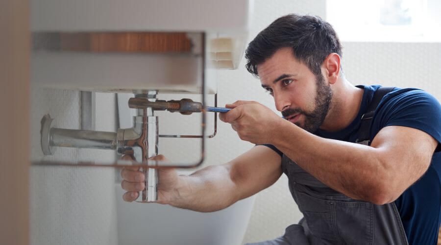 Professional water heater installation services in Freeland, MI